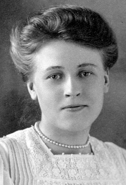 Gertrude_A_Mosher_born_Feb_10_1889